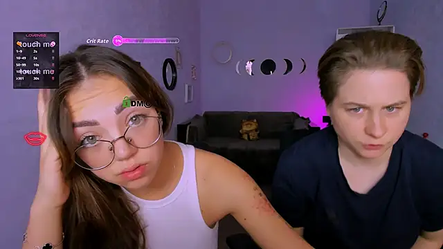 Snapshot of kiki_swan chatting on 14, 10, 2025 kiki swan online show from 14, 10, 2025