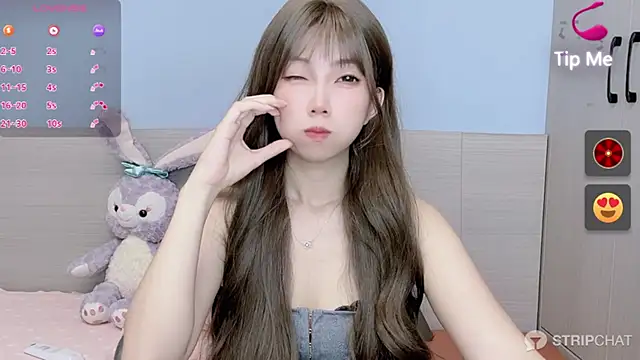 Evelyn-168 online show from 7, 10, 2025