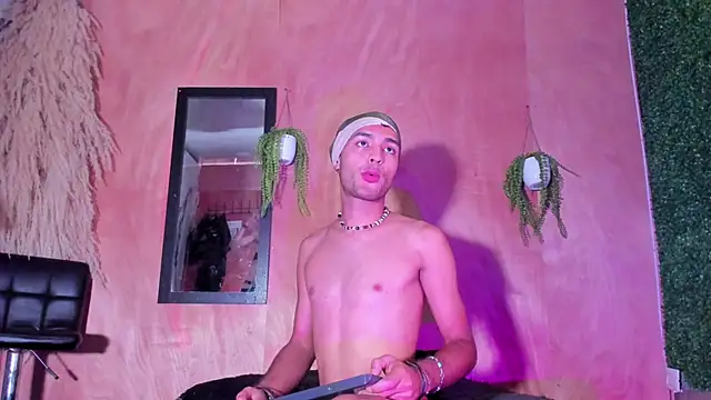 arthemisa hot online show from 8, 10, 2025