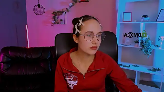 Snapshot of mona_cloud chatting on 24, 3, 2026 mona cloud online show from 24, 3, 2026