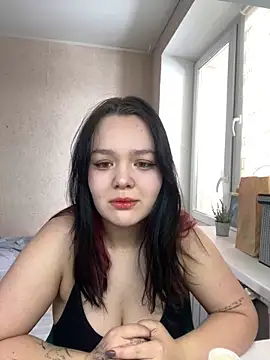 Snapshot of Viella_Rosewood chatting on 5, 3, 2025 Viella Rosewood online show from 5, 3, 2025