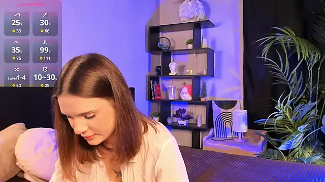 LisaBaillea online show from 15, 3, 2025
