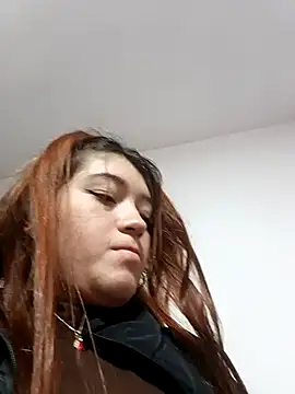 Karina Leon online show from 2, 12, 2025