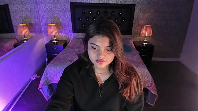 Scarlett  Johanson online show from 16, 3, 2025