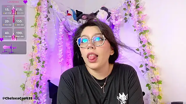 Snapshot of chelsea__coo chatting on 14, 9, 2025 chelsea  coo online show from 14, 9, 2025