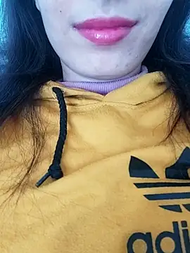 saraaxx1 online show from 18, 12, 2025