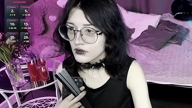 Snapshot of Setsunai_ chatting on 13, 3, 2025 Setsunai online show from 13, 3, 2025