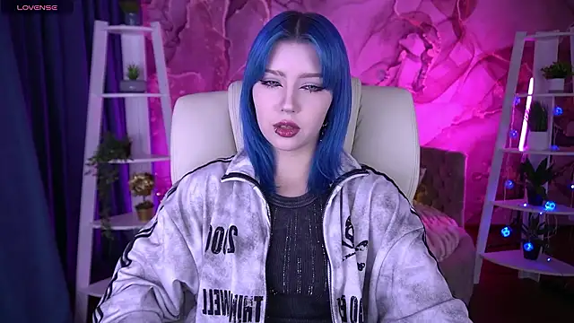 SelenaIris online show from 13, 1, 2026