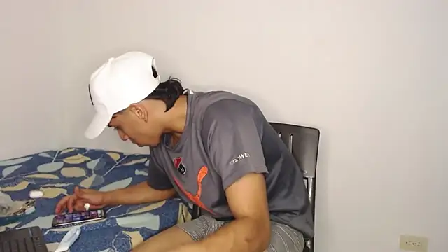 Monkey uchiha777 online show from 20, 11, 2025