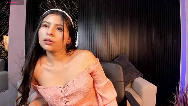 Catalina Santhana online show from 12, 3, 2025