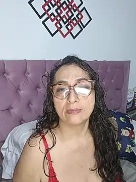 AlessandraLeroy online show from 20, 11, 2025