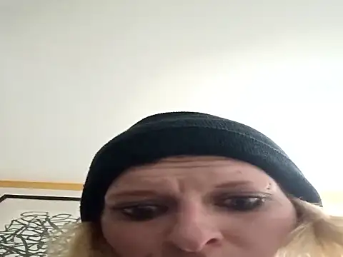 KITTYBOOBOOFUXX online show from 20, 10, 2025