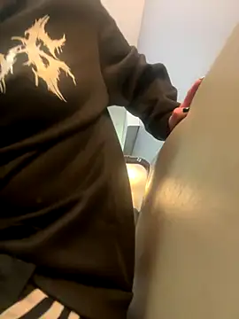 KITTYBOOBOOFUXX online show from 17, 12, 2025