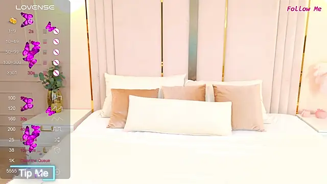 AmeliRoyse online show from 9, 10, 2025