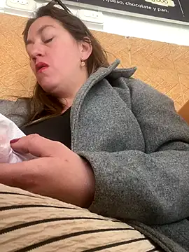 Luna-nevada online show from 2, 12, 2025