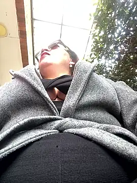 Luna-nevada online show from 12, 1, 2026