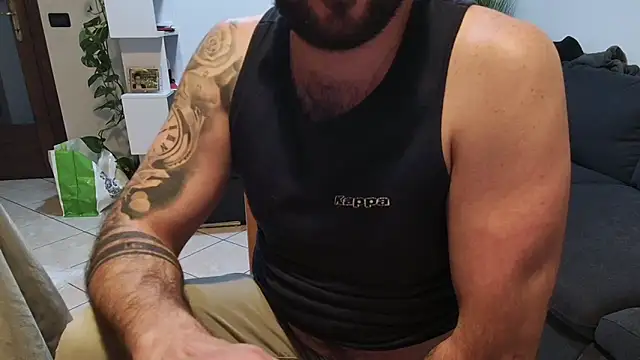 Snapshot of maialinofriuli chatting on 20, 11, 2025 maialinofriuli online show from 20, 11, 2025