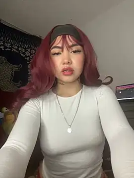 Mia cullen  online show from 18, 10, 2025