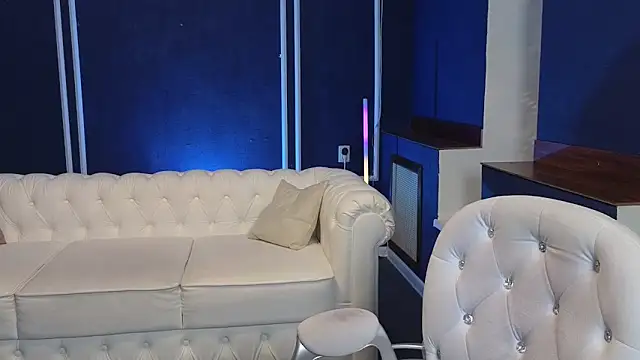 Snapshot of Kira_Kenet chatting on 10, 3, 2025 Kira Kenet online show from 10, 3, 2025