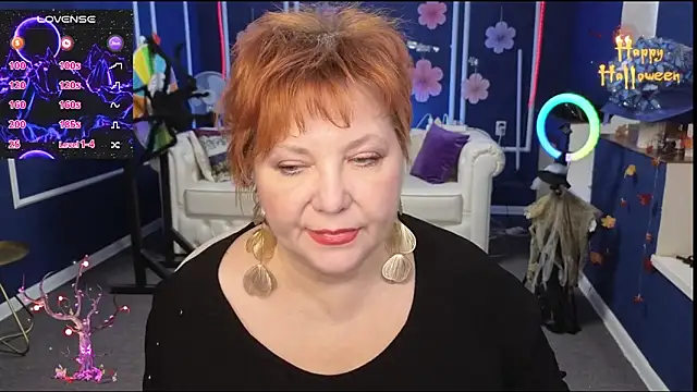 Snapshot of Kira_Kenet chatting on 29, 10, 2025 Kira Kenet online show from 29, 10, 2025