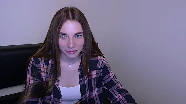 Snapshot of MiaDari_ chatting on 11, 3, 2025 MiaDari online show from 11, 3, 2025