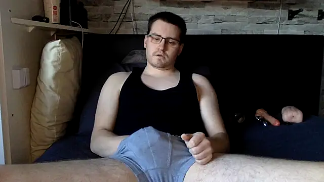 curvycock1884 online show from 15, 3, 2025
