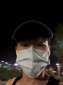 Snapshot of chipboo chatting on 16, 10, 2025 chipboo online show from 16, 10, 2025