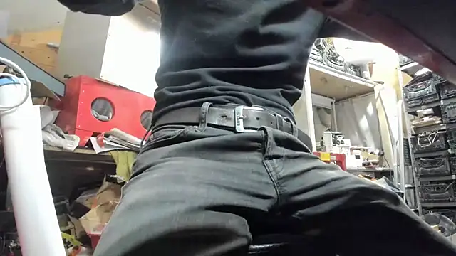 Snapshot of bisciu1976 chatting on 7, 3, 2025 bisciu1976 online show from 7, 3, 2025