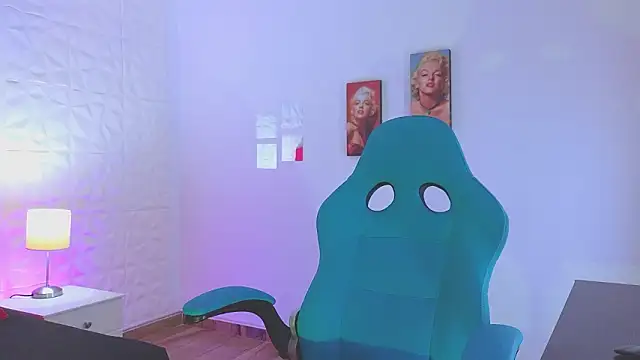 weet Evans    online show from 10, 3, 2026