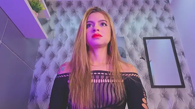 Snapshot of _Gabytaylor chatting on 10, 11, 2025 Gabytaylor online show from 10, 11, 2025