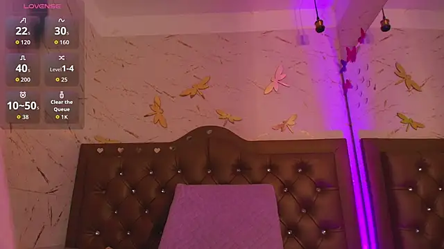 Snapshot of ANDROMEEDA chatting on 15, 10, 2025 ANDROMEEDA online show from 15, 10, 2025