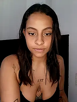 Snapshot of ANDROMEEDA chatting on 6, 11, 2025 ANDROMEEDA online show from 6, 11, 2025