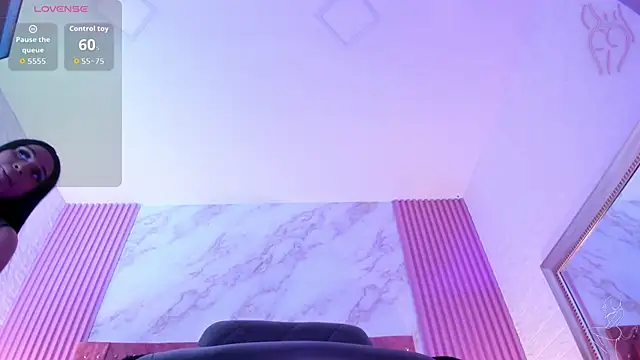 Snapshot of goldilockss15 chatting on 28, 9, 2025 goldilockss15 online show from 28, 9, 2025