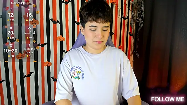 emma cute7 online show from 25, 10, 2025