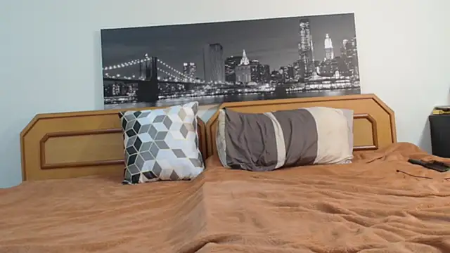 yourhoneyfemboy online show from 13, 3, 2025