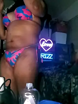 Snapshot of GardeniaFields chatting on 10, 10, 2025 GardeniaFields online show from 10, 10, 2025