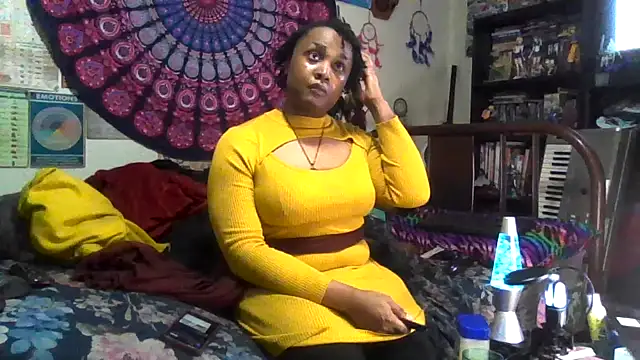 Snapshot of GardeniaFields chatting on 21, 11, 2025 GardeniaFields online show from 21, 11, 2025