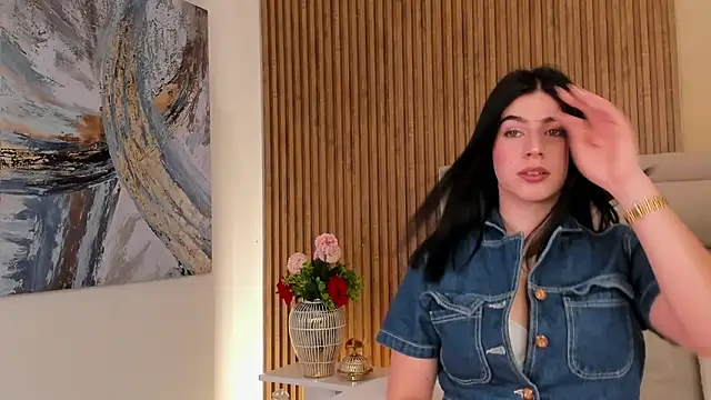 FatimaEvans online show from 17, 11, 2025