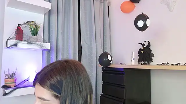 eva sin18 online show from 25, 10, 2025