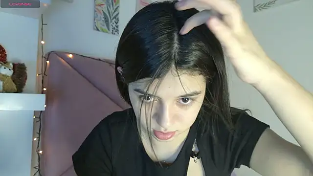 Snapshot of eva_sin18 chatting on 8, 3, 2026 eva sin18 online show from 8, 3, 2026