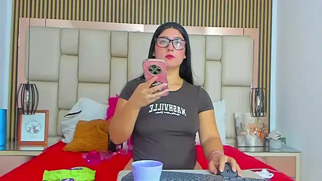 HannaClairer online show from 23, 9, 2025