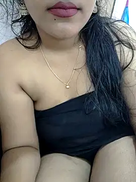 Snapshot of priya_00143 chatting on 27, 10, 2025 priya 00143 online show from 27, 10, 2025