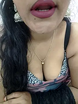 Snapshot of priya_00143 chatting on 2, 12, 2025 priya 00143 online show from 2, 12, 2025