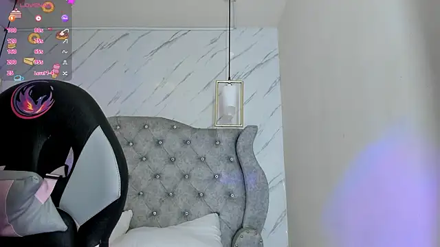 adara evanss online show from 18, 9, 2025