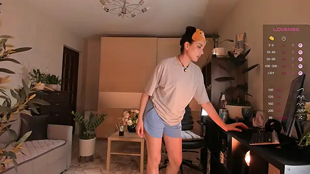 Viki Bellson online show from 12, 9, 2025