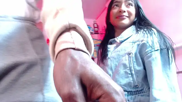 lili roussi online show from 3, 10, 2025