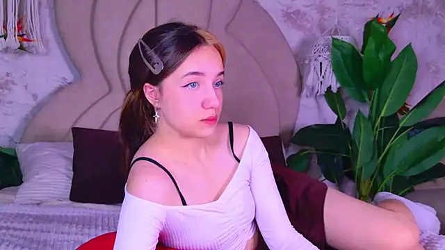 Gia Riccardo online show from 20, 9, 2025