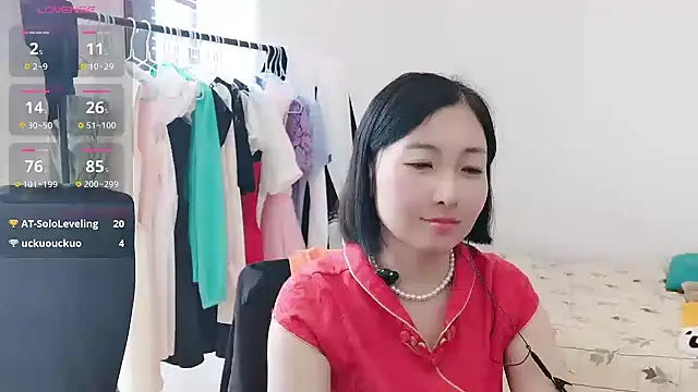 Rachel-6600 online show from 10, 9, 2025