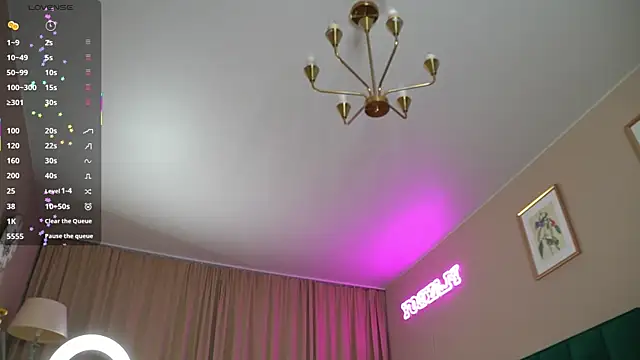 Snapshot of Sweet_Jealousy chatting on 24, 10, 2025 Sweet Jealousy online show from 24, 10, 2025