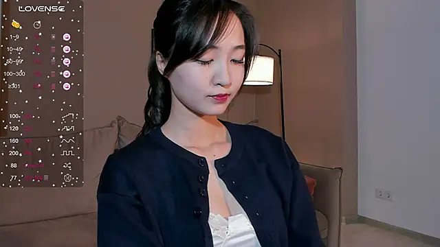 SeulBi online show from 13, 10, 2025